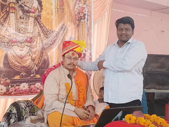 सम्मान समारोह श्री ठाकुर जी मंदिर में