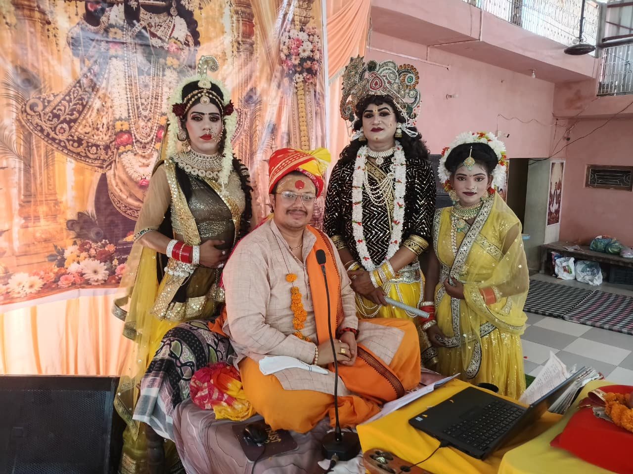 Shri Thakur Ji Mandir
