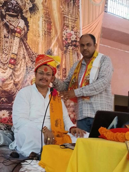 सम्मान समारोह श्री ठाकुर जी मंदिर में