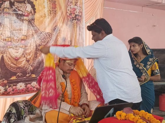 सम्मान समारोह श्री ठाकुर जी मंदिर में