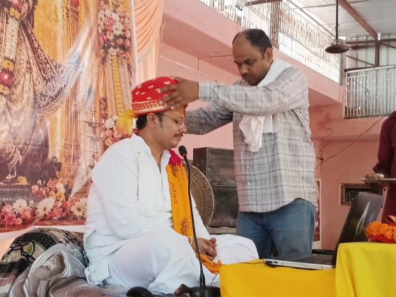 सम्मान समारोह श्री ठाकुर जी मंदिर में